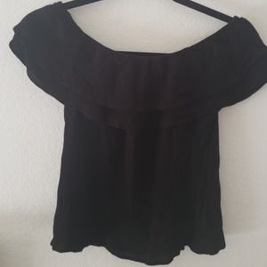 Black Off the shoulder top